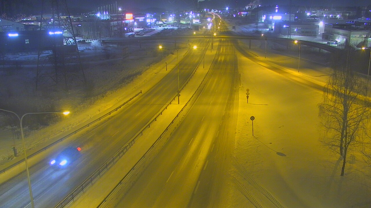Weather Camera Image Road 50 Vantaa Vihdintie, Vantaa, Uusimaa