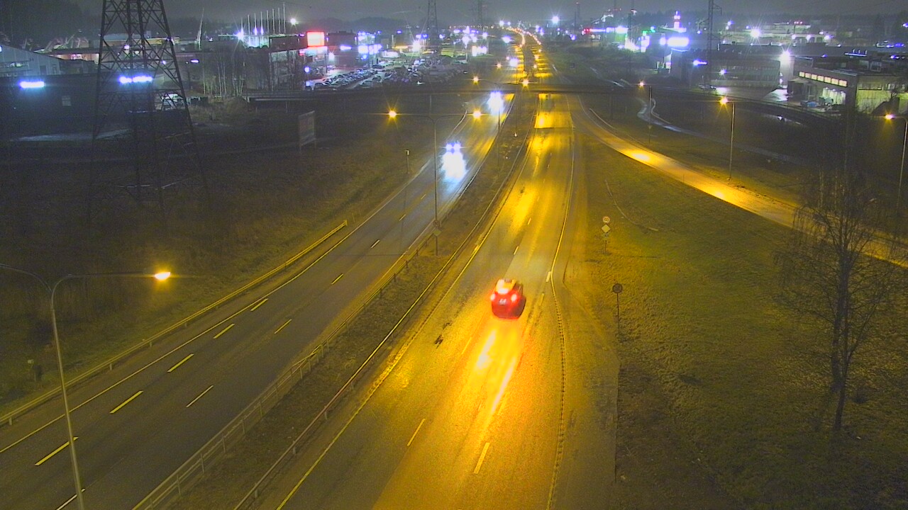 Weather Camera Image Road 50 Vantaa Vihdintie, Vantaa, Uusimaa