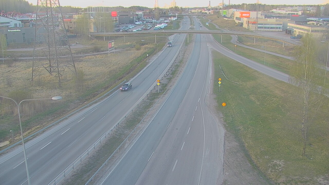 Weather Camera Image Road 50 Vantaa Vihdintie, Vantaa, Uusimaa