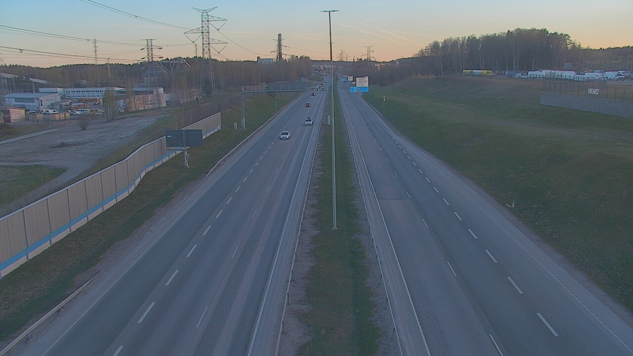 Weather Camera Image Väg 50 Vanda Mårtensdal, Vantaa, Uusimaa