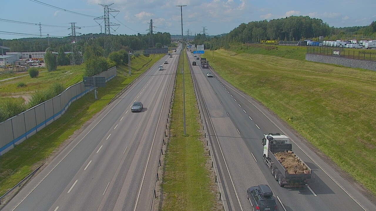 Weather Camera Image Road 50 Vantaa Martinlaakso, Vantaa, Uusimaa