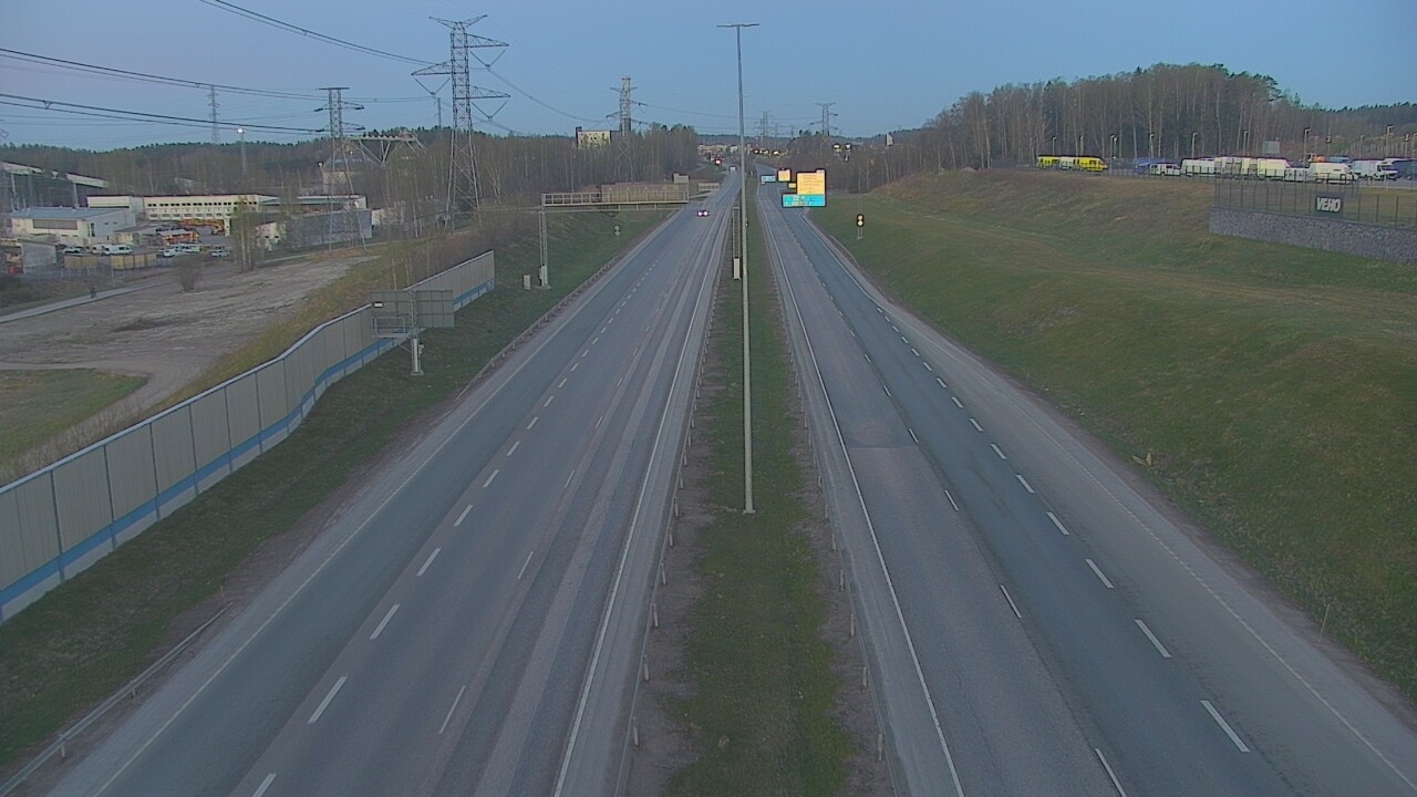 Weather Camera Image Road 50 Vantaa Martinlaakso, Vantaa, Uusimaa