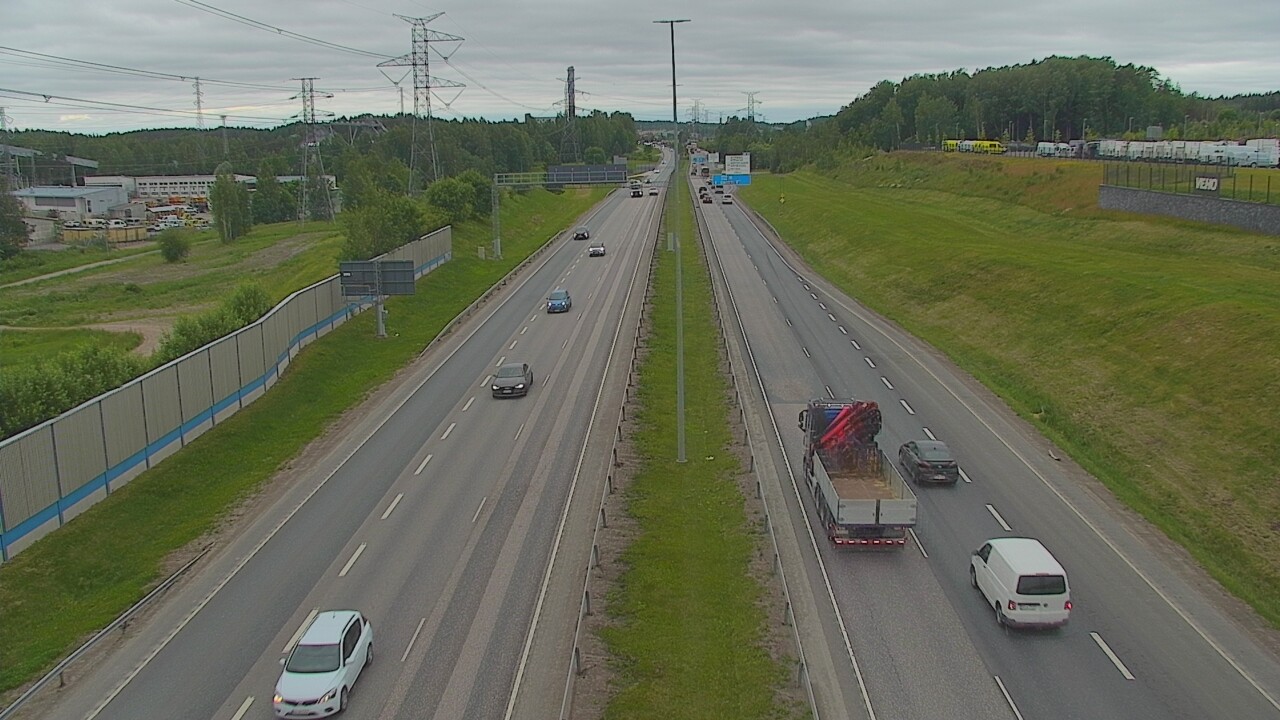 Weather Camera Image Road 50 Vantaa Martinlaakso, Vantaa, Uusimaa