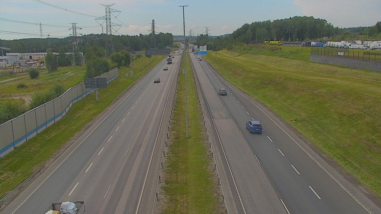Weather Camera Image Road 50 Vantaa Martinlaakso, Vantaa, Uusimaa