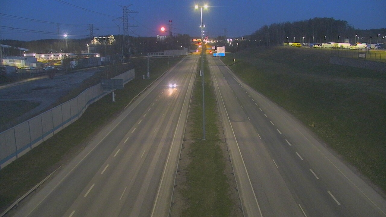 Weather Camera Image Road 50 Vantaa Martinlaakso, Vantaa, Uusimaa