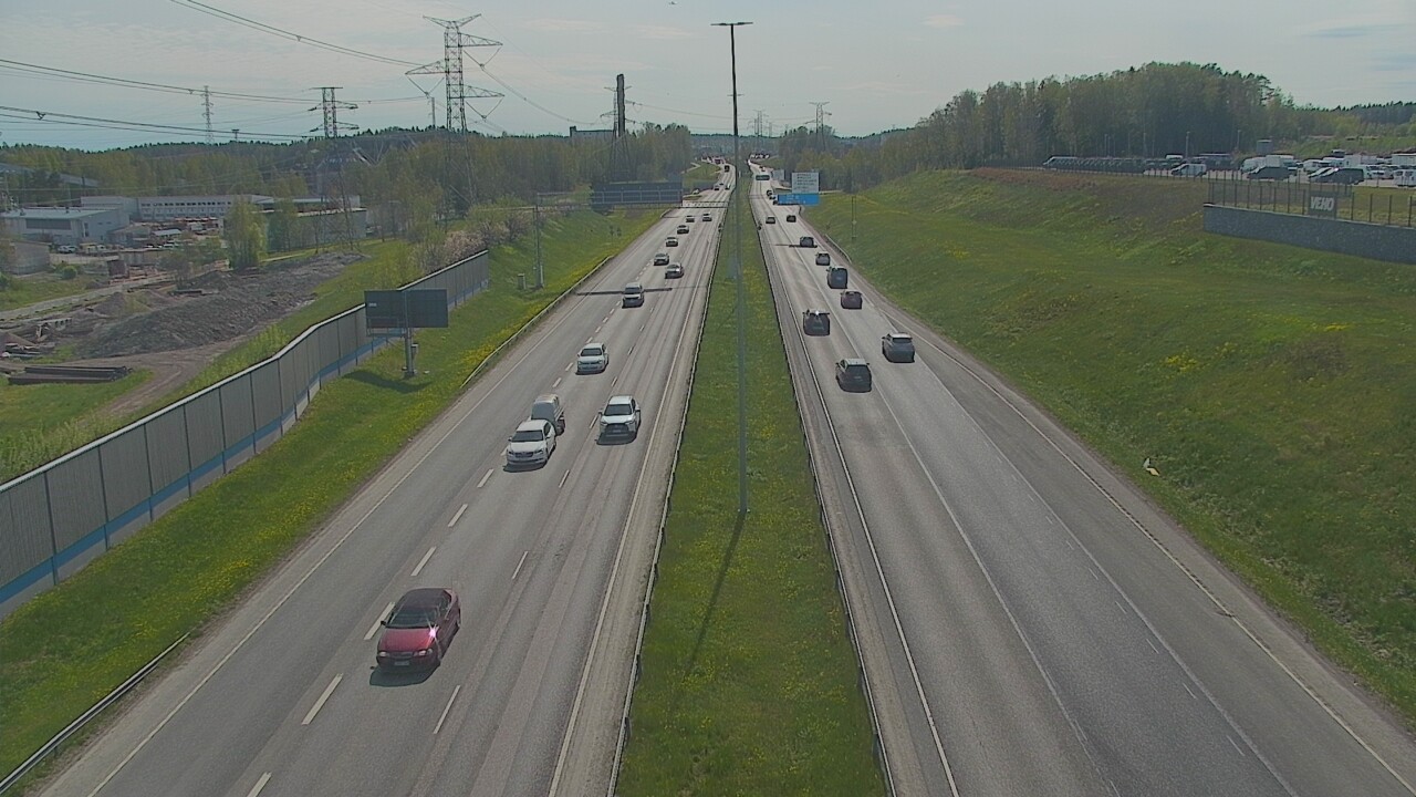Weather Camera Image Väg 50 Vanda Mårtensdal, Vantaa, Uusimaa