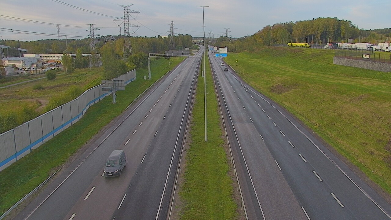 Weather Camera Image Road 50 Vantaa Martinlaakso, Vantaa, Uusimaa