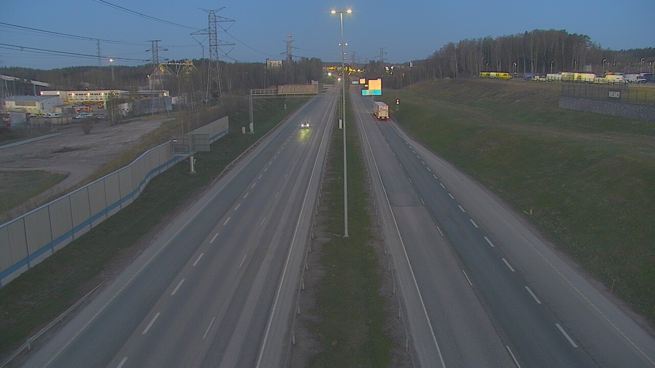 Weather Camera Image Road 50 Vantaa Martinlaakso, Vantaa, Uusimaa