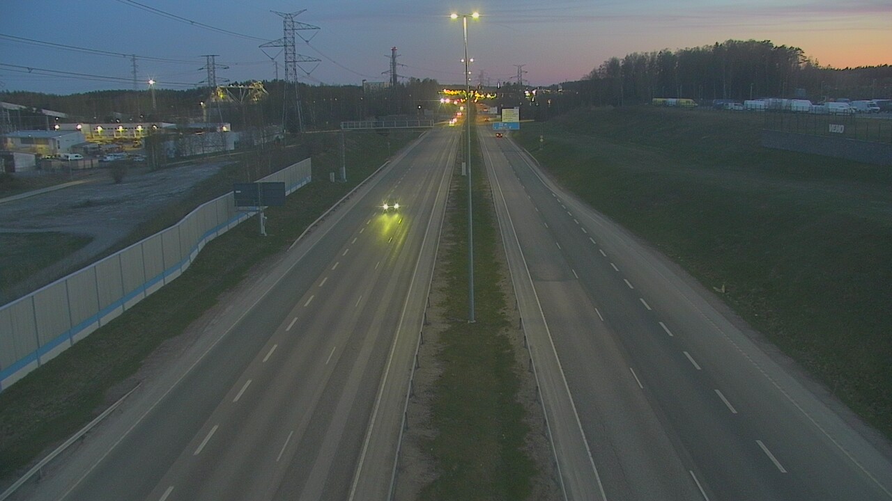 Weather Camera Image Väg 50 Vanda Mårtensdal, Vantaa, Uusimaa