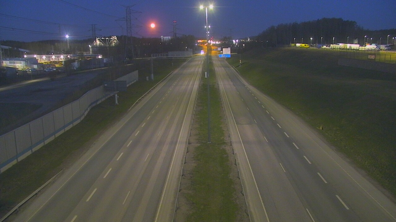 Weather Camera Image Road 50 Vantaa Martinlaakso, Vantaa, Uusimaa