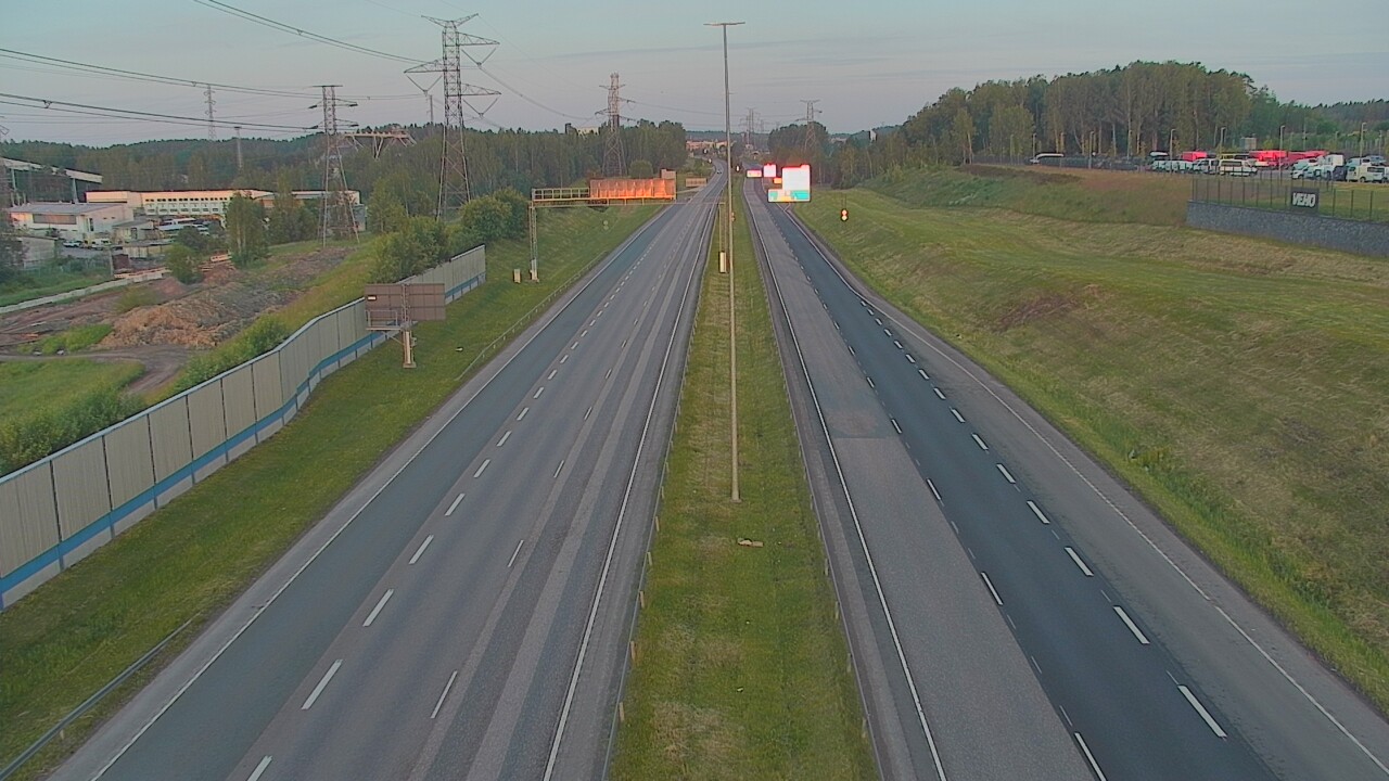 Weather Camera Image Road 50 Vantaa Martinlaakso, Vantaa, Uusimaa
