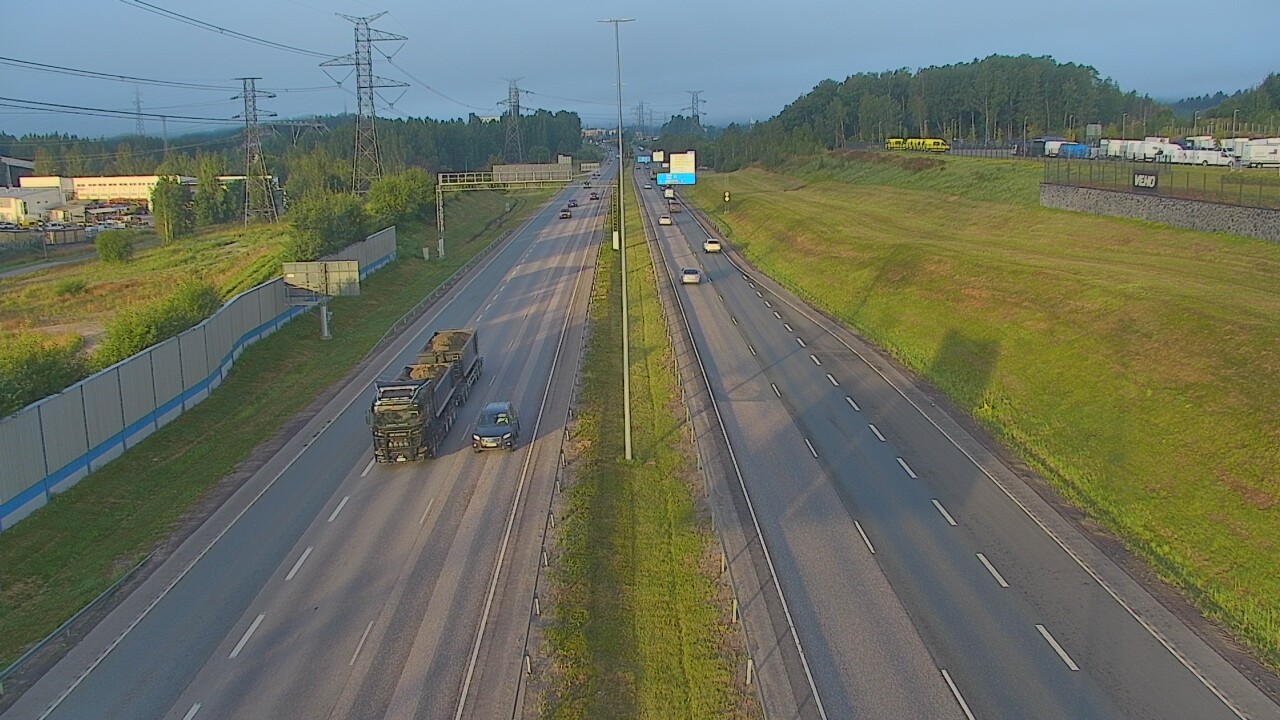 Weather Camera Image Road 50 Vantaa Martinlaakso, Vantaa, Uusimaa