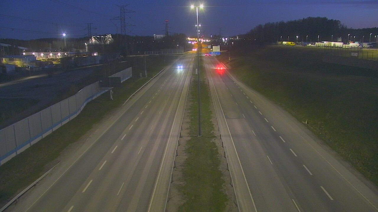 Weather Camera Image Väg 50 Vanda Mårtensdal, Vantaa, Uusimaa