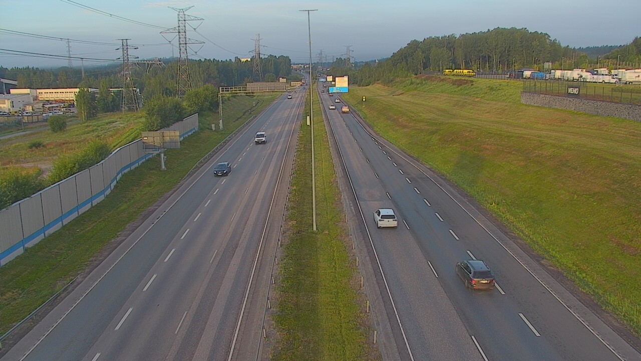 Weather Camera Image Road 50 Vantaa Martinlaakso, Vantaa, Uusimaa