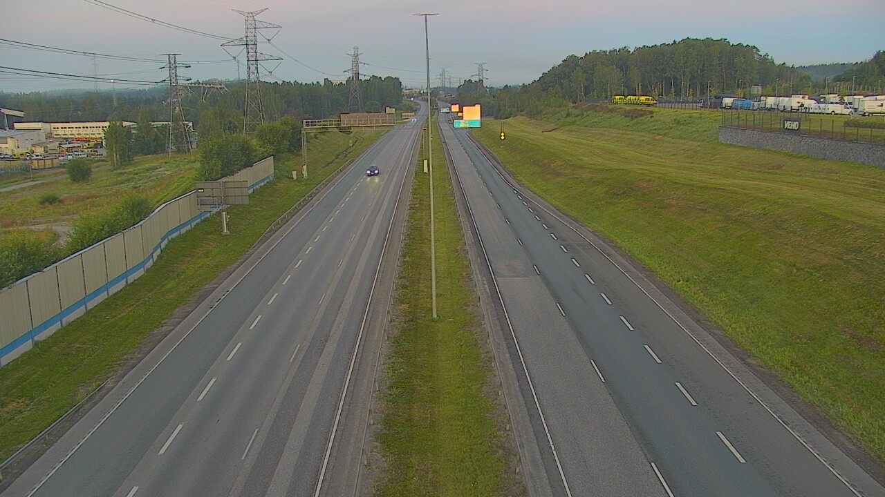 Weather Camera Image Road 50 Vantaa Martinlaakso, Vantaa, Uusimaa