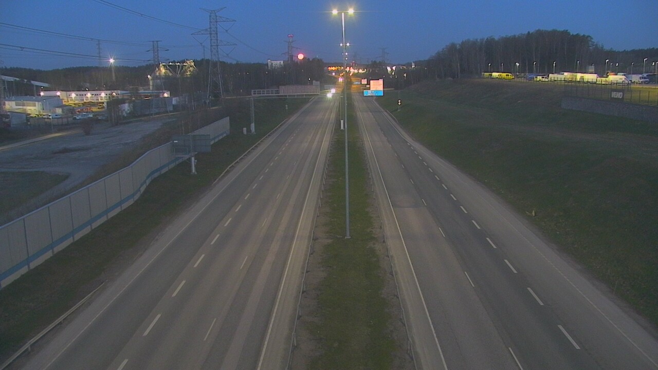 Weather Camera Image Road 50 Vantaa Martinlaakso, Vantaa, Uusimaa