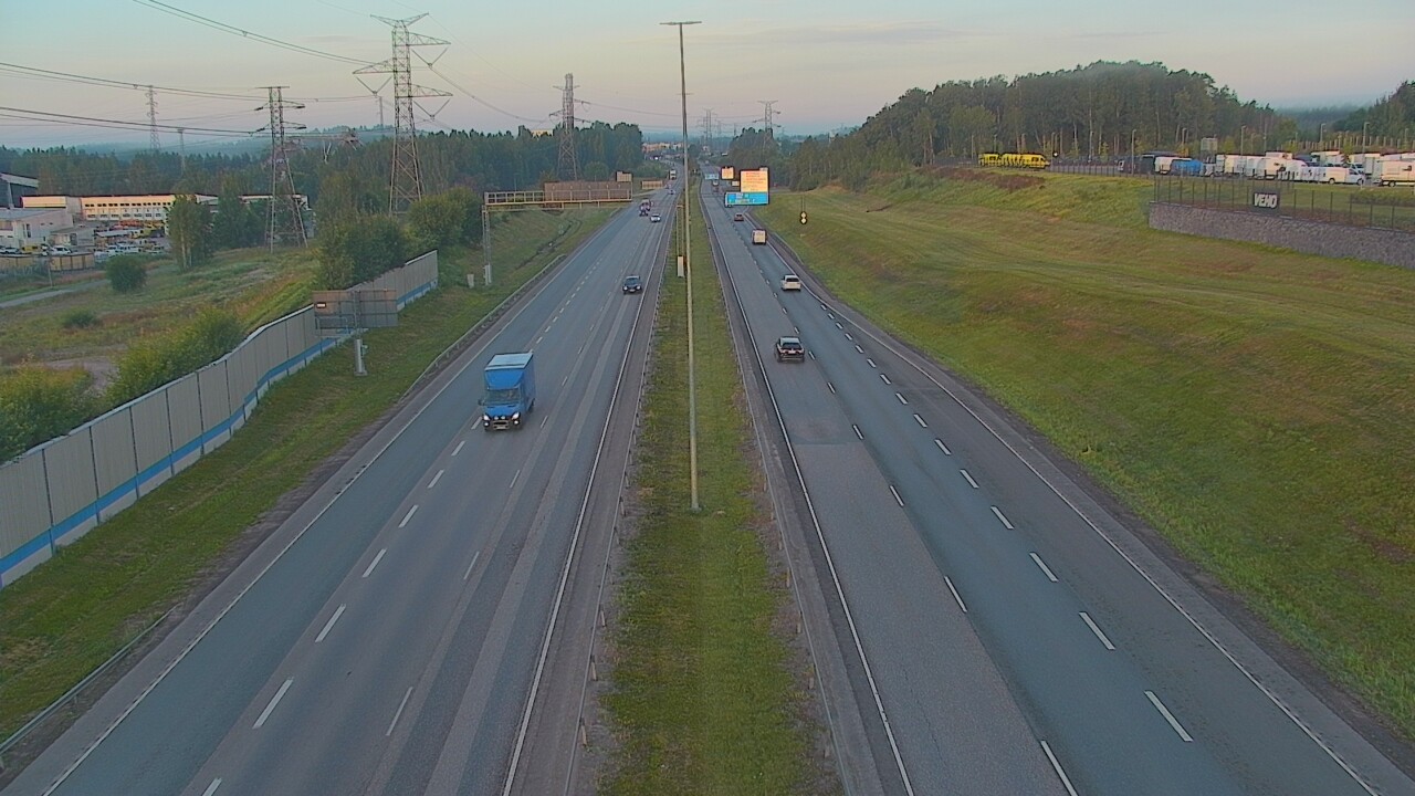 Weather Camera Image Road 50 Vantaa Martinlaakso, Vantaa, Uusimaa
