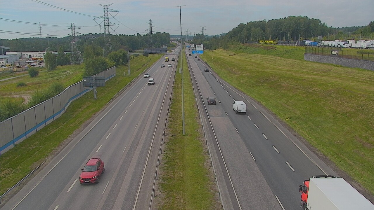 Weather Camera Image Road 50 Vantaa Martinlaakso, Vantaa, Uusimaa