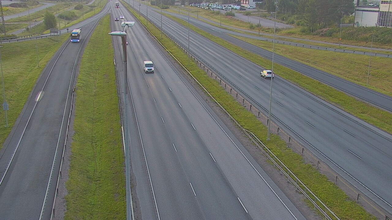Weather Camera Image Road 50 Vantaa Tuupakka, Vantaa, Uusimaa