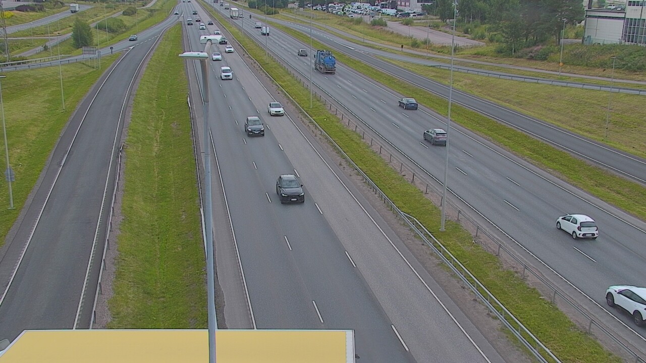 Weather Camera Image Road 50 Vantaa Tuupakka, Vantaa, Uusimaa