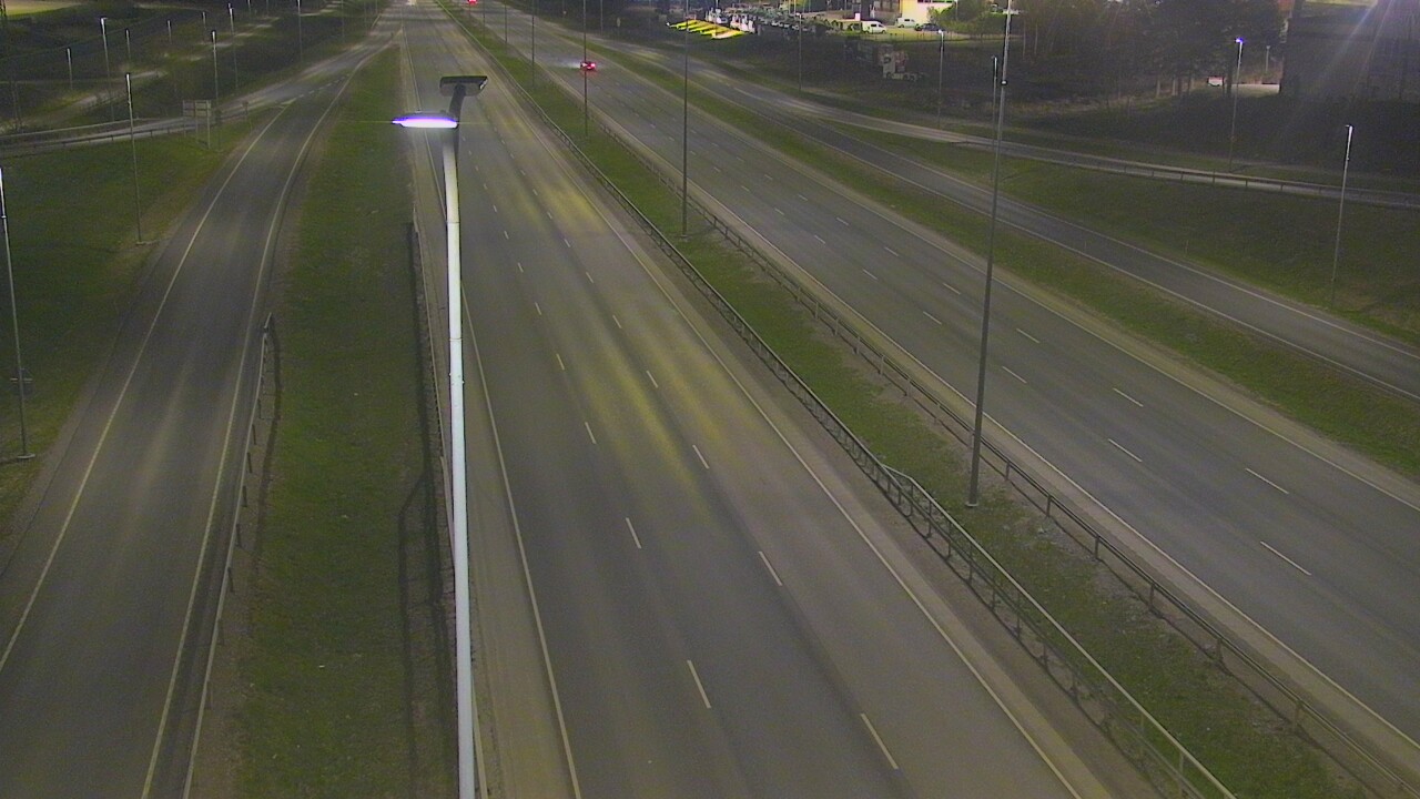 Weather Camera Image Road 50 Vantaa Tuupakka, Vantaa, Uusimaa