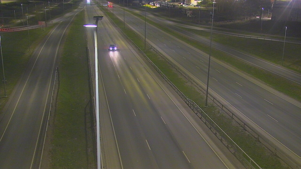 Weather Camera Image Road 50 Vantaa Tuupakka, Vantaa, Uusimaa