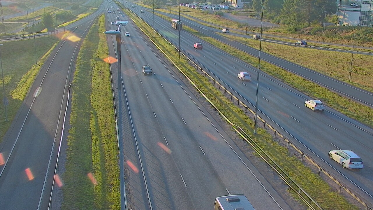 Weather Camera Image Road 50 Vantaa Tuupakka, Vantaa, Uusimaa