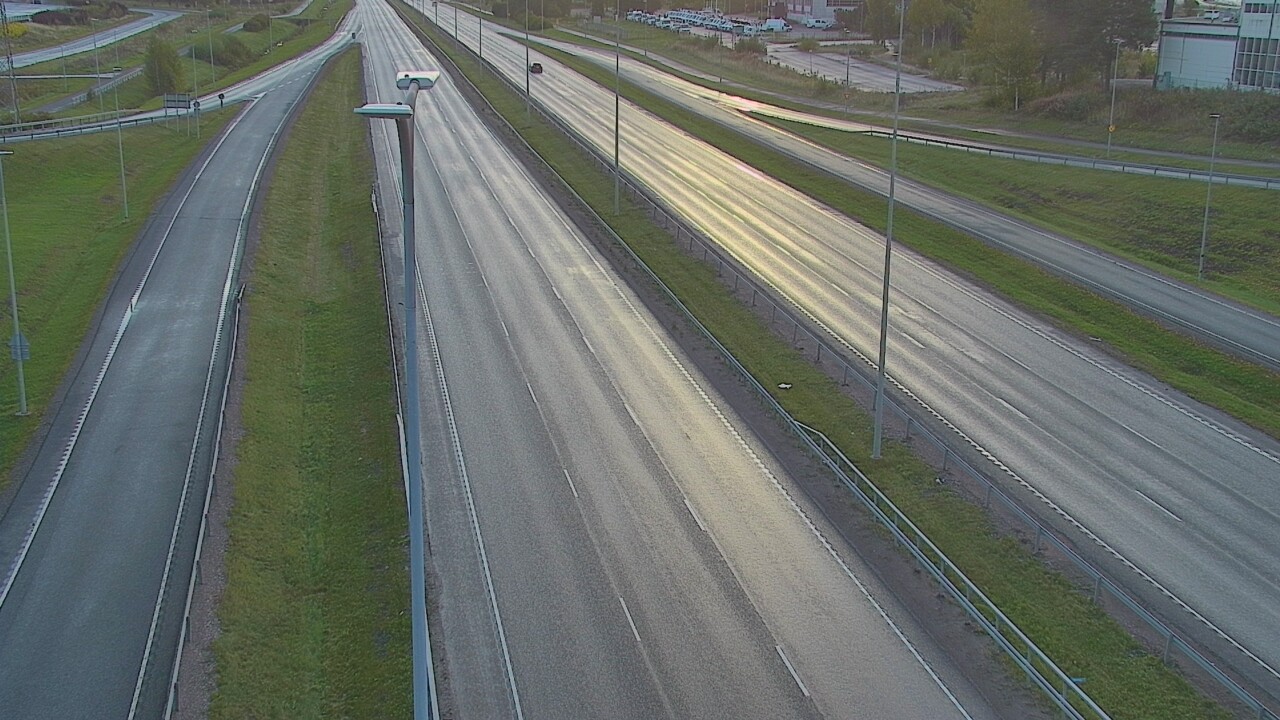 Weather Camera Image Road 50 Vantaa Tuupakka, Vantaa, Uusimaa