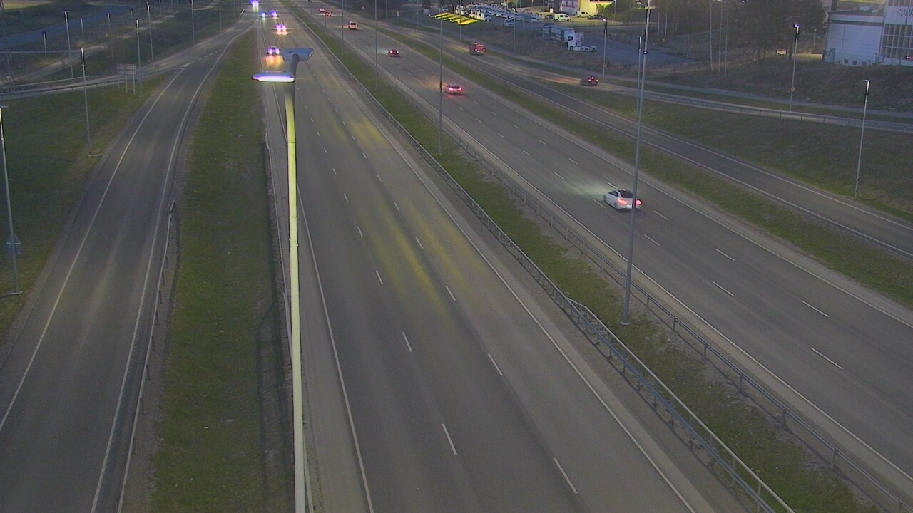 Weather Camera Image Road 50 Vantaa Tuupakka, Vantaa, Uusimaa