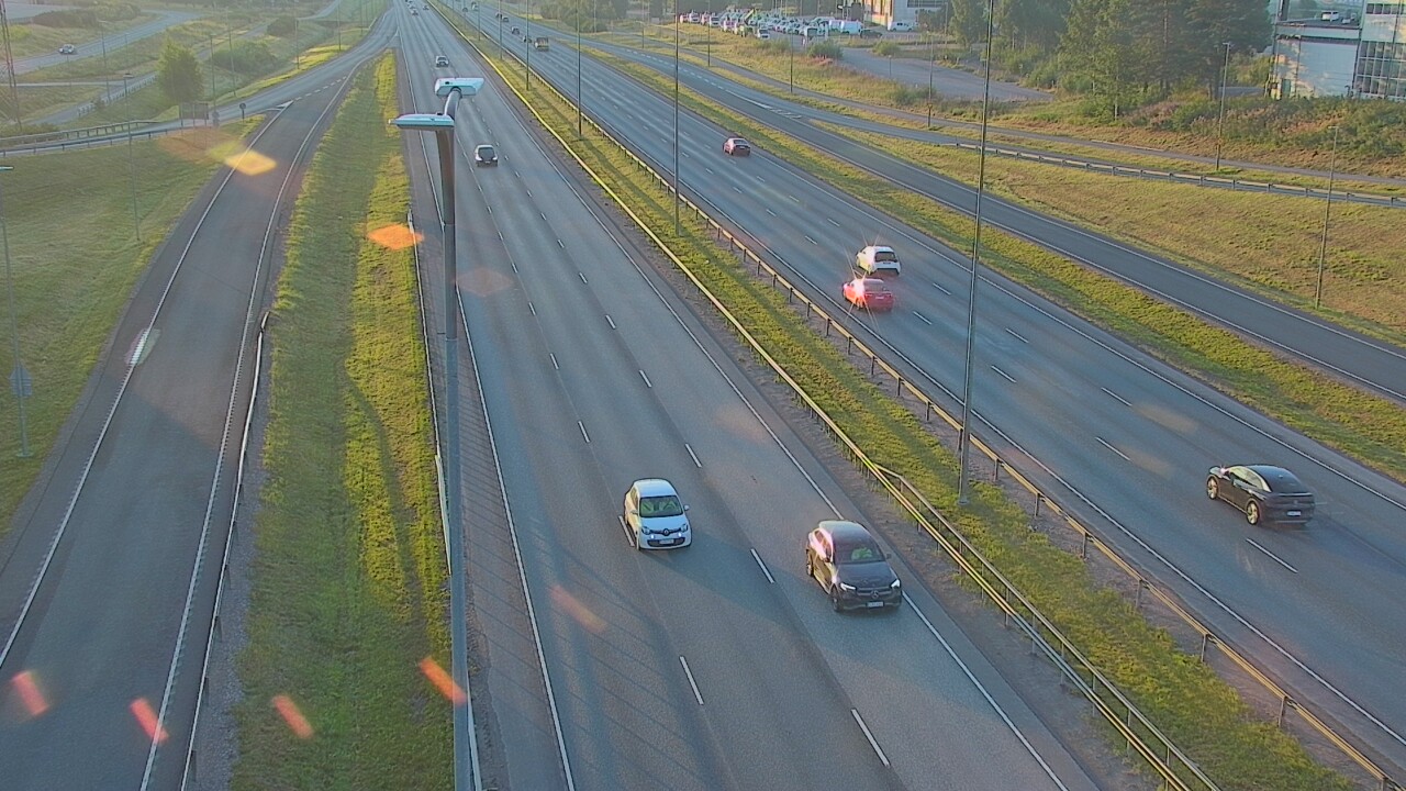 Weather Camera Image Road 50 Vantaa Tuupakka, Vantaa, Uusimaa