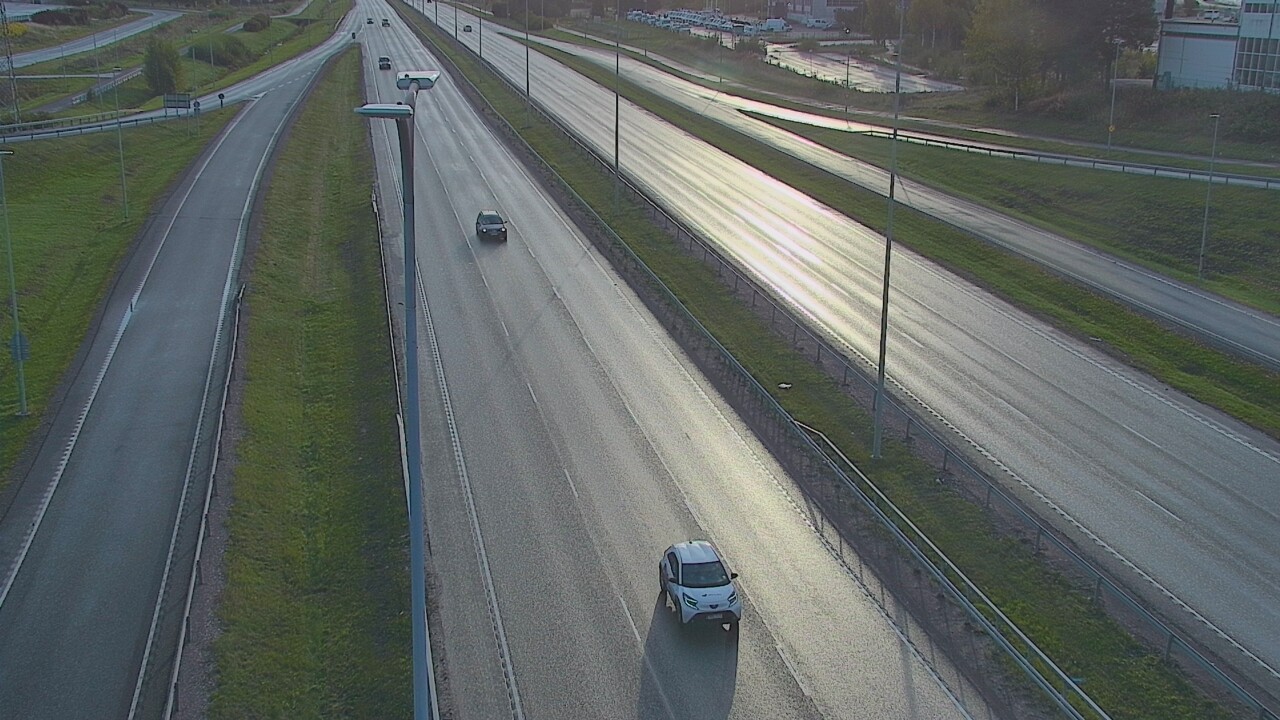 Weather Camera Image Road 50 Vantaa Tuupakka, Vantaa, Uusimaa