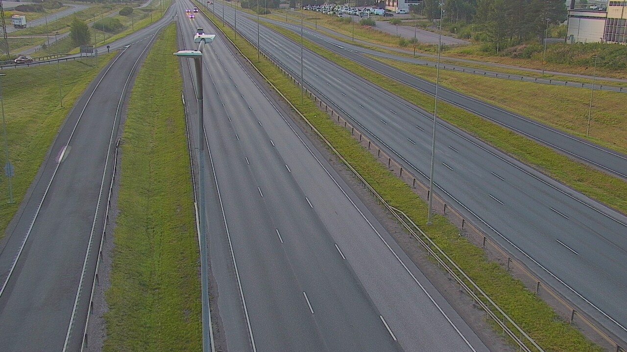 Weather Camera Image Road 50 Vantaa Tuupakka, Vantaa, Uusimaa