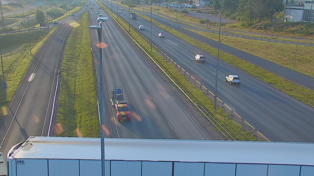 Weather Camera Image Road 50 Vantaa Tuupakka, Vantaa, Uusimaa