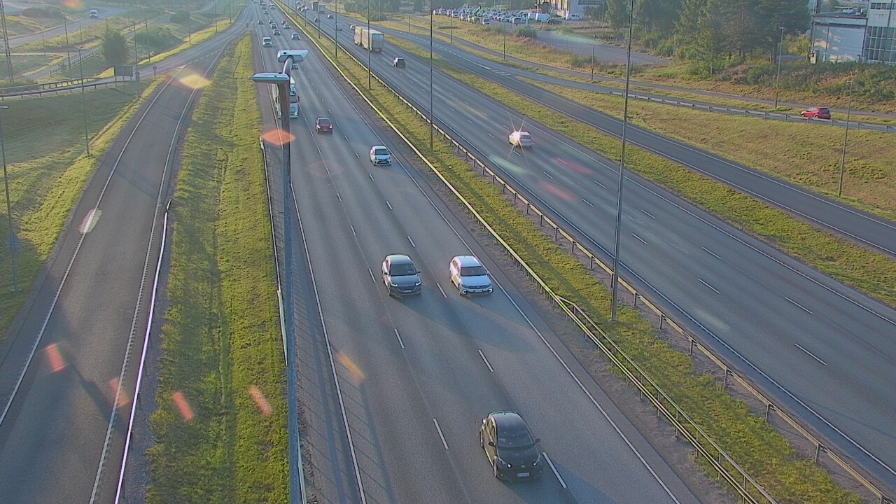 Weather Camera Image Road 50 Vantaa Tuupakka, Vantaa, Uusimaa