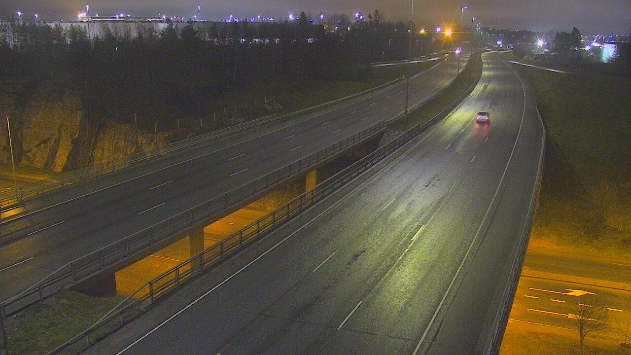 Weather Camera Image Väg 50 Vanda Kalliosola, Vantaa, Uusimaa