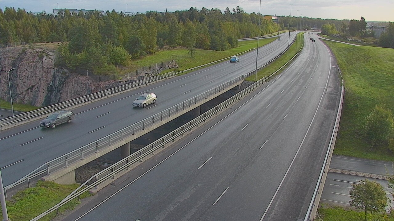 Weather Camera Image Road 50 Vantaa Kalliosola, Vantaa, Uusimaa