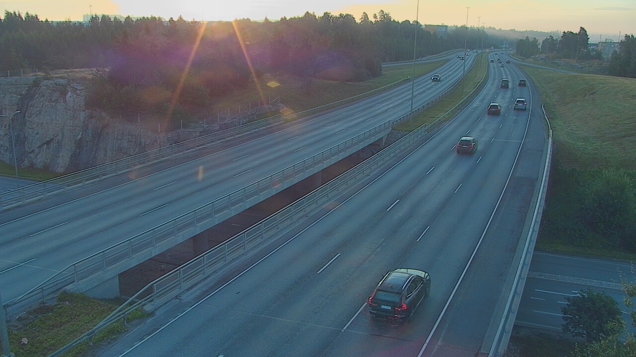 Weather Camera Image Road 50 Vantaa Kalliosola, Vantaa, Uusimaa