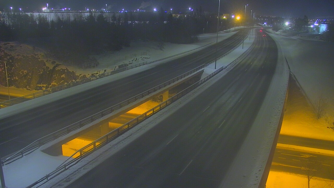 Weather Camera Image Väg 50 Vanda Kalliosola, Vantaa, Uusimaa