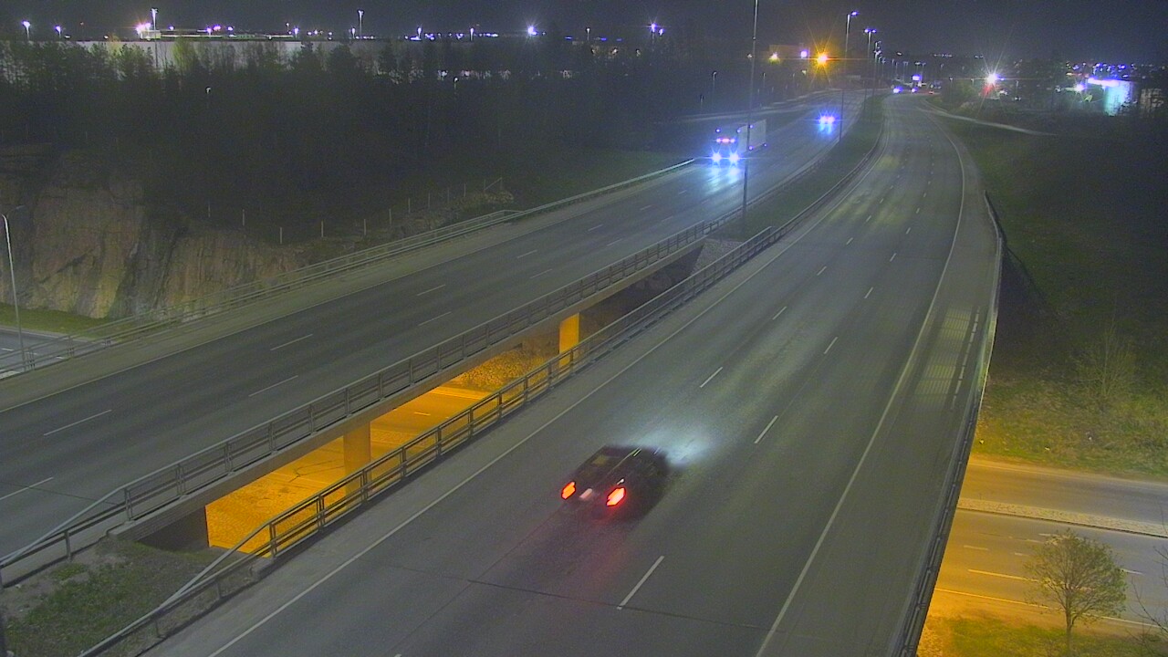 Weather Camera Image Road 50 Vantaa Kalliosola, Vantaa, Uusimaa
