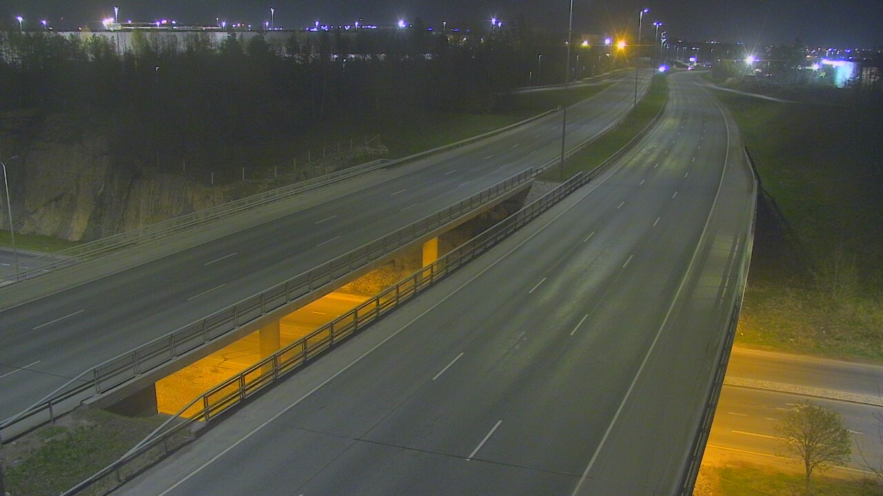 Weather Camera Image Road 50 Vantaa Kalliosola, Vantaa, Uusimaa