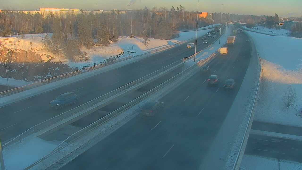 Weather Camera Image Väg 50 Vanda Kalliosola, Vantaa, Uusimaa