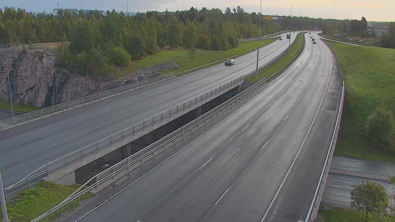 Weather Camera Image Road 50 Vantaa Kalliosola, Vantaa, Uusimaa