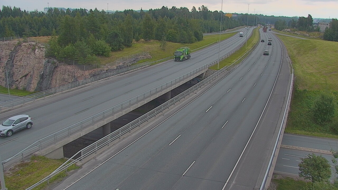 Weather Camera Image Road 50 Vantaa Kalliosola, Vantaa, Uusimaa