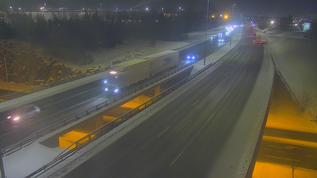 Weather Camera Image Väg 50 Vanda Kalliosola, Vantaa, Uusimaa