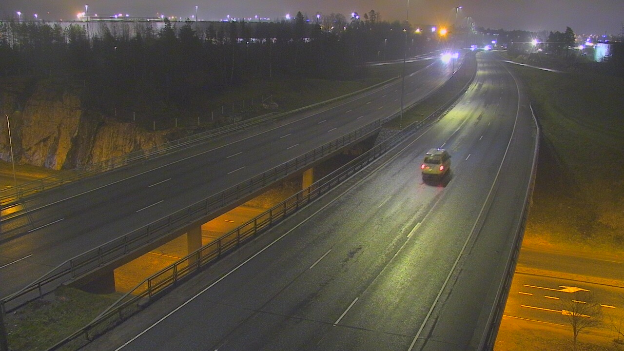 Weather Camera Image Väg 50 Vanda Kalliosola, Vantaa, Uusimaa