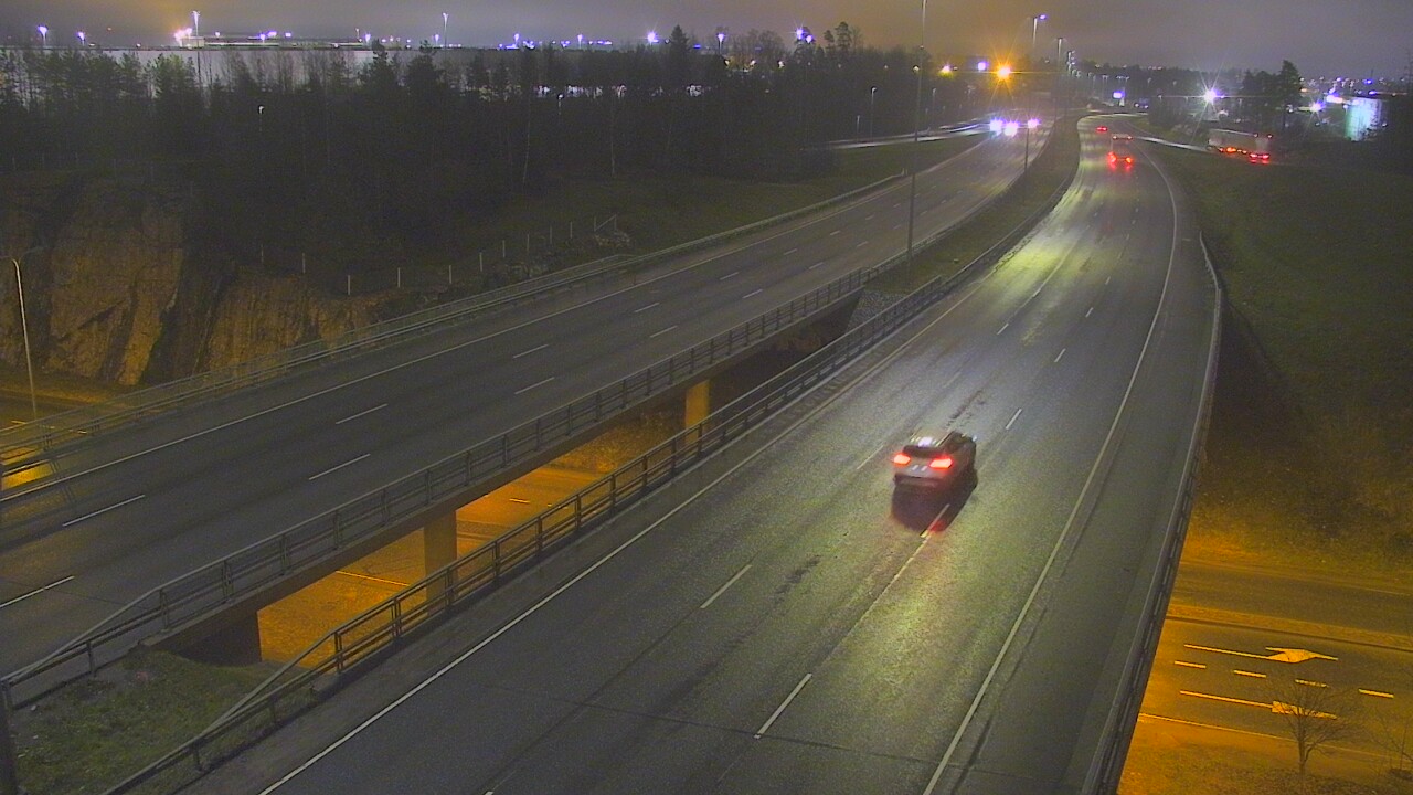 Weather Camera Image Väg 50 Vanda Kalliosola, Vantaa, Uusimaa