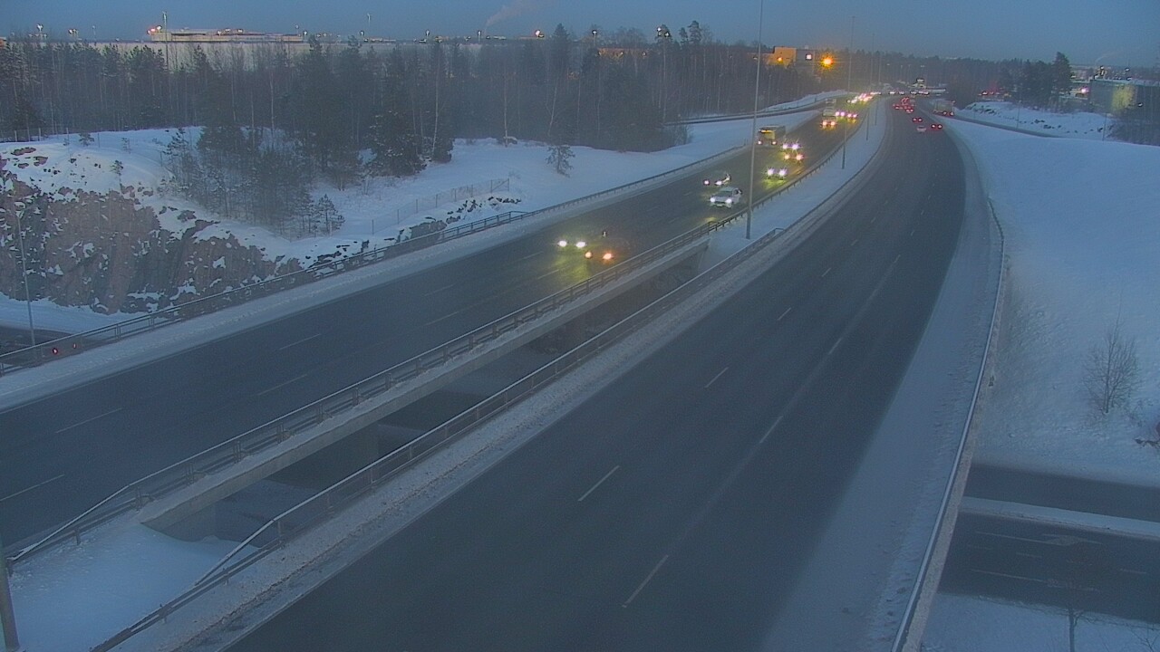 Weather Camera Image Väg 50 Vanda Kalliosola, Vantaa, Uusimaa