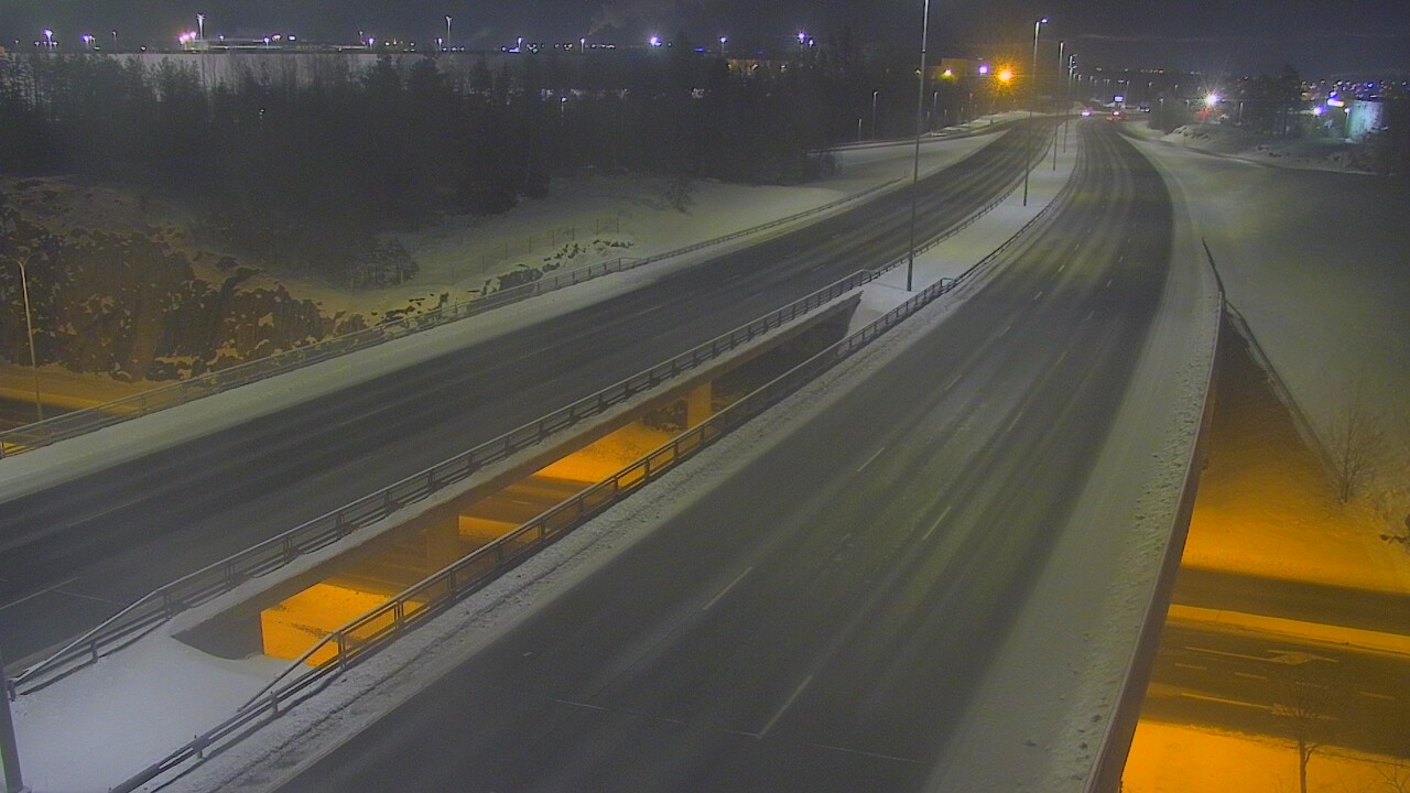 Weather Camera Image Väg 50 Vanda Kalliosola, Vantaa, Uusimaa