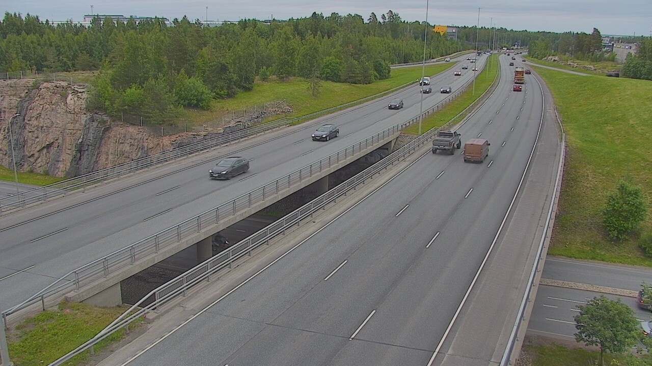 Weather Camera Image Väg 50 Vanda Kalliosola, Vantaa, Uusimaa
