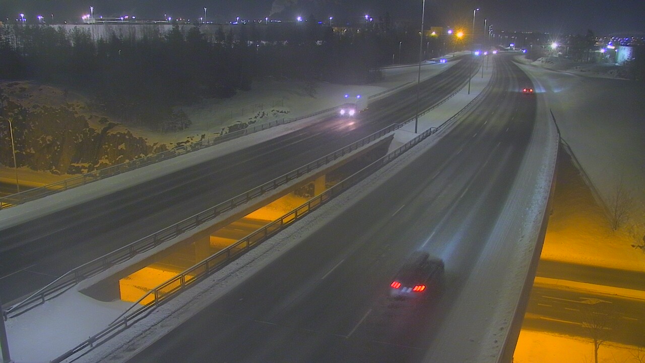 Weather Camera Image Väg 50 Vanda Kalliosola, Vantaa, Uusimaa